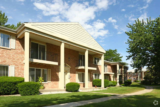 Miller West Apartments - Flint, MI | ForRent.com