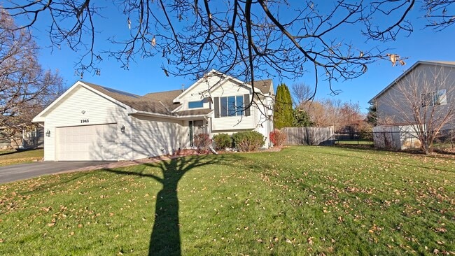 Building Photo - 1943 Parkway Ave