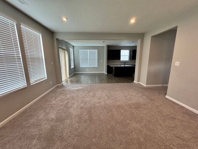 Photo - 3238 Creekridge Ct