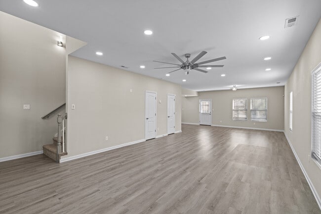 Photo - 149 Kirby St