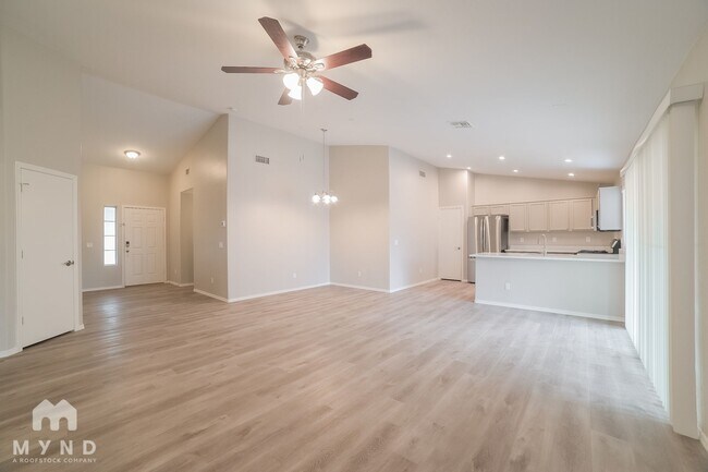 Photo - 2236 S 82nd Ln