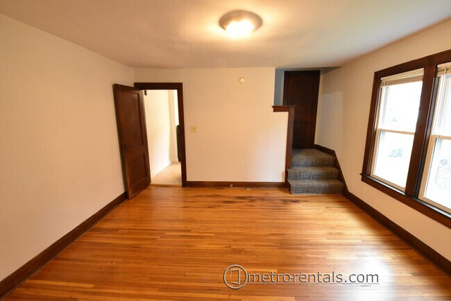 238-240 W Pacemont Road