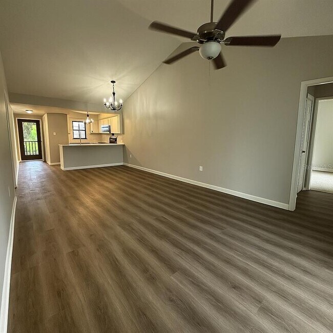 Photo - 4089 Lake Forest Dr