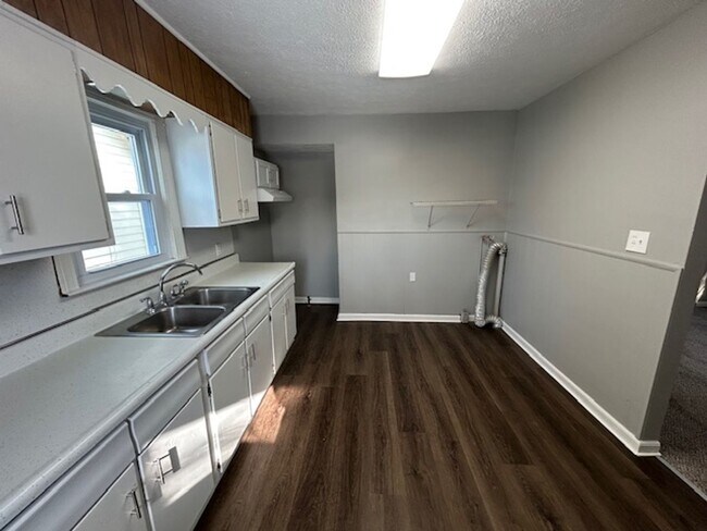 Photo - 3 Bed- 1 Bath Single Family Home