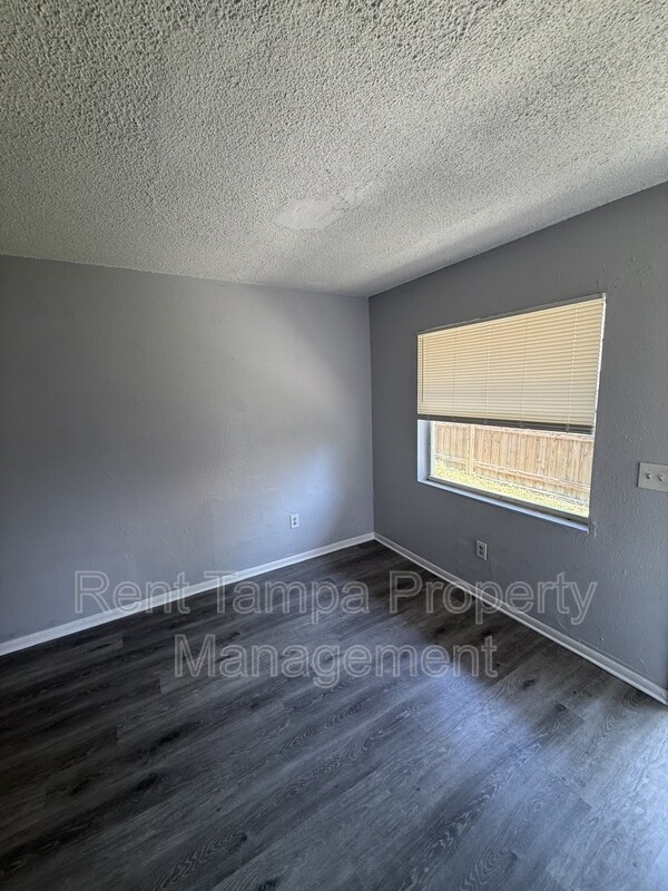 Photo - 8304 N Mulberry St