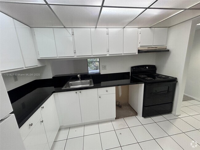 Building Photo - 8730 SW 133rd Avenue Rd Unit 315 Rental