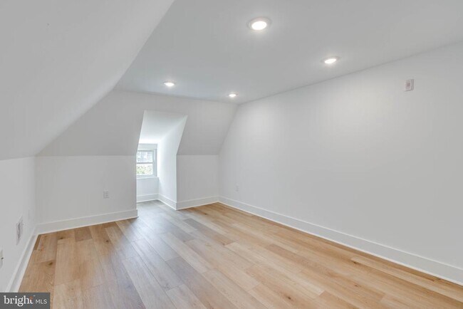 4327 Baltimore Ave Unidad 4-B