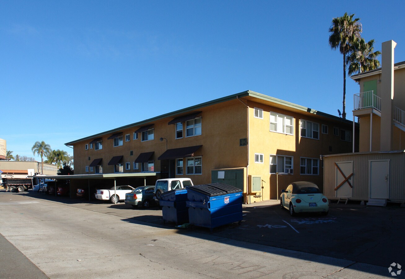 La Toscana - La Toscana Apartments