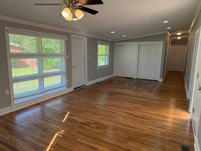 Photo - 1016 Forest Glen Dr