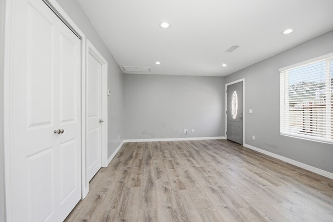 Photo - 2423 Smokewood Pl