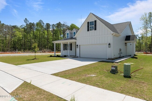 Photo - 1001 Tawney Trce