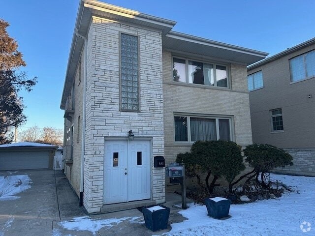 Building Photo - 619 N Northwest Hwy Unit 2 Rental