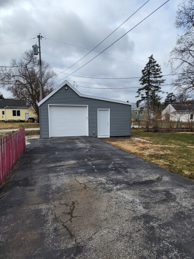 Photo - 410 McKinley St