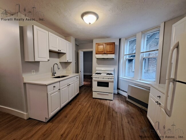Photo - 39 Clark St Unit 14