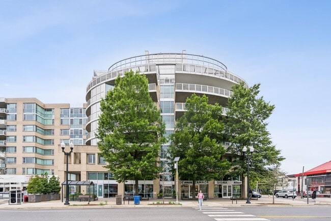Building Photo - 3409 Wilson Blvd