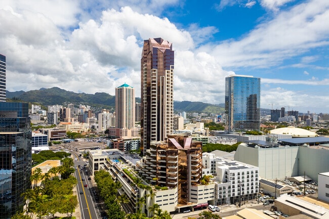 Photo - Imperial Plaza