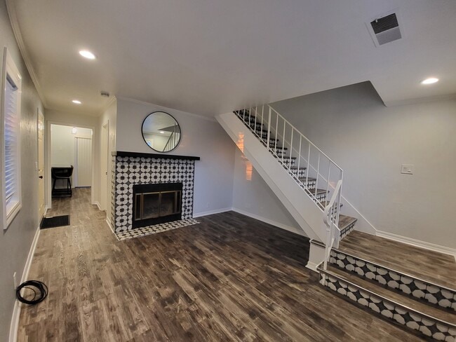 Photo - 150 Huntley Ave