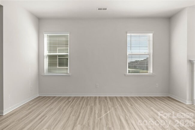 Photo - 12027 Zazu Wy