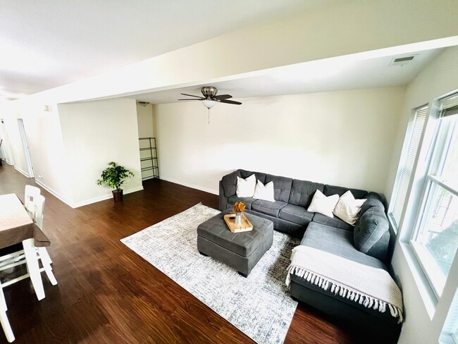 Photo - 1821 W Cullerton St Apartments Unit 2
