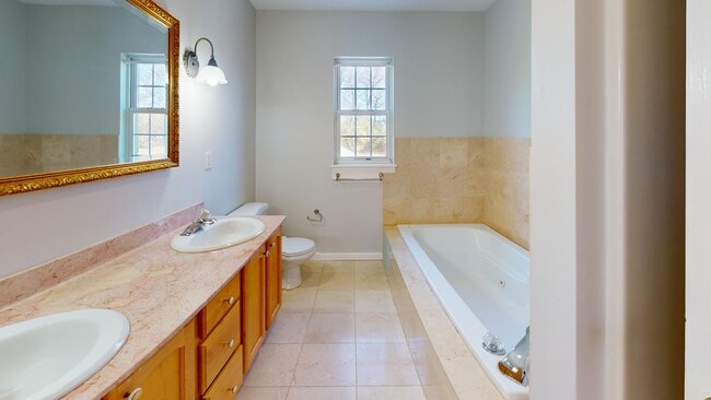 Photo - 128 N Taylor Ave