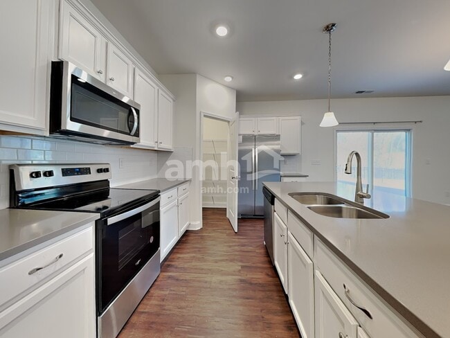 Photo - 7027 Garrett Ct