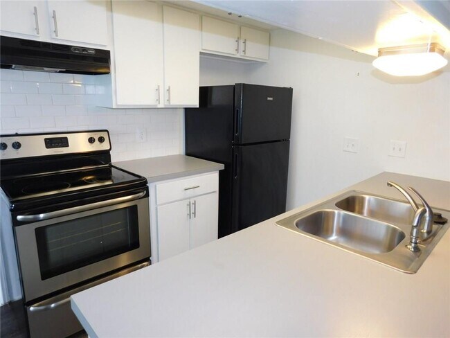 Photo - 3308 Hycreek Dr