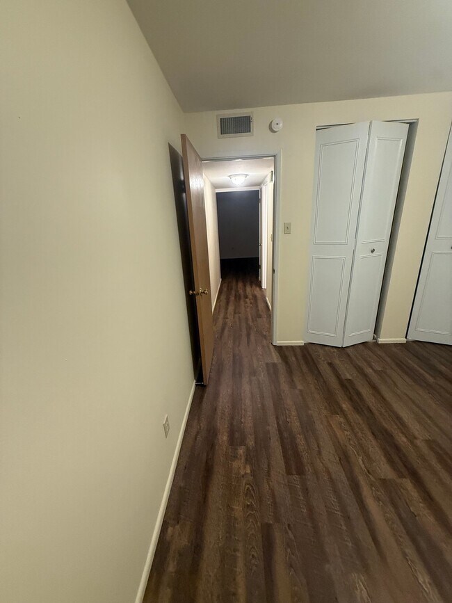 5401 Eichelberger St Unit 2D