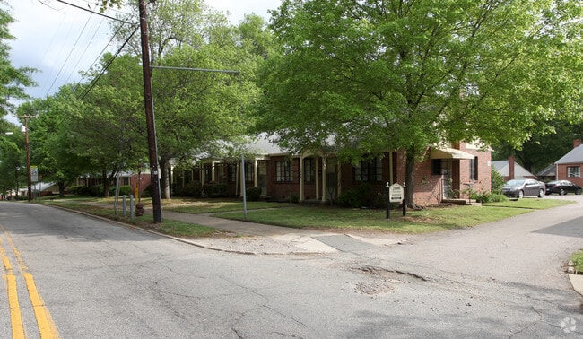 Country Club Homes Apartments For Rent in Raleigh, NC