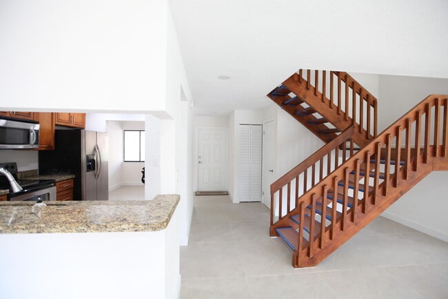 Photo - 1619 Cypress Pointe Dr