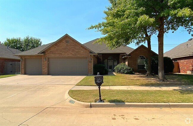 Building Photo - 7005 Green Meadow Ln Rental
