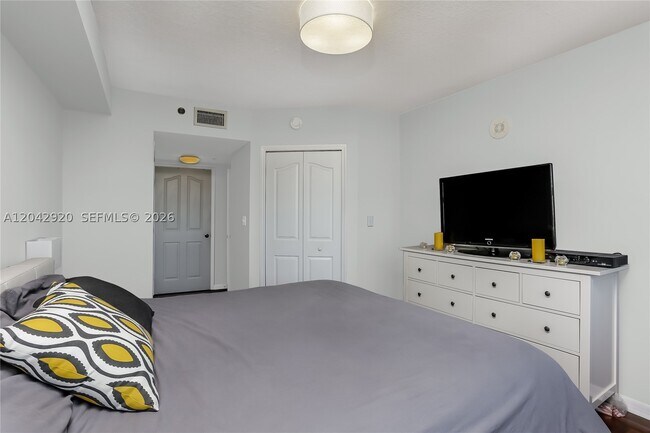 Photo - 2665 SW 37th Ave Unit 1404