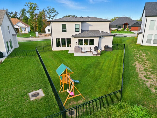 Photo - 704 Angels Rst Wy