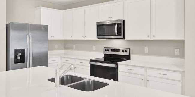 Photo - Redding Pointe