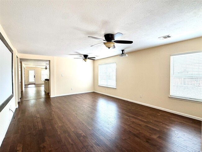 Photo - 15906 Arapaho Bend Ln