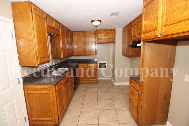 Photo - 5610 Millbranch Rd