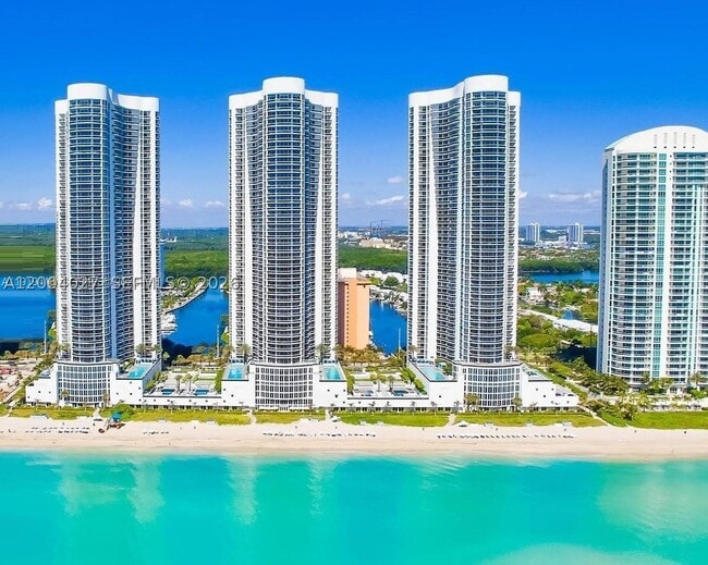 Building Photo - 16001 Collins Ave Unit 406
