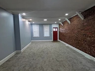 Photo - 214 N Lincoln St
