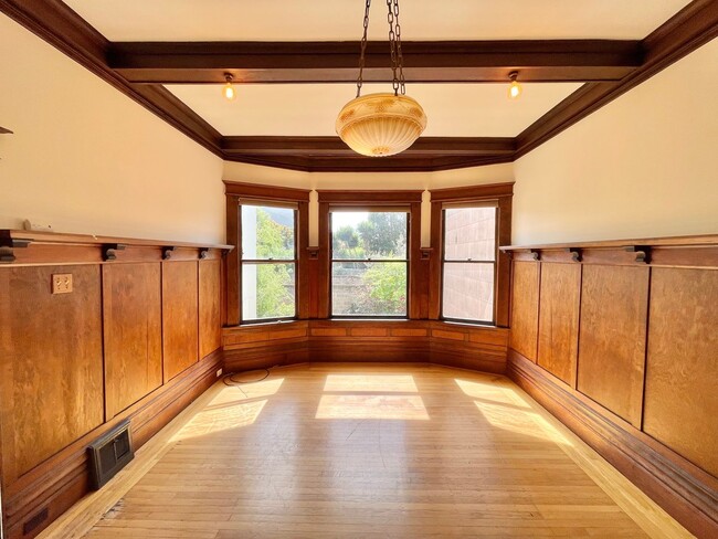 Photo - 927-929 Lincoln Way Unidad 929