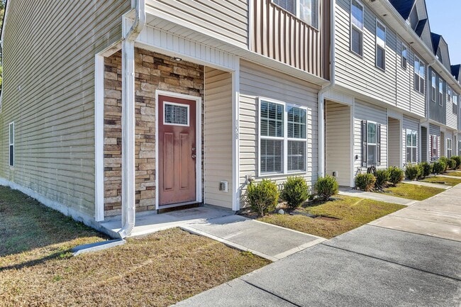 Photo - Holly Ridge End Unit Town Home Available!