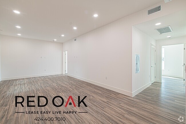 Building Photo - 4000 Mont Clair St Rental