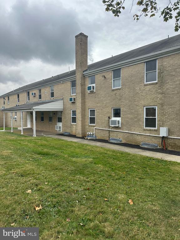 Photo - 122 E Ridge Rd Unit B1