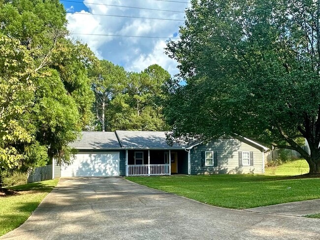 Building Photo - 3 Bedrooms 2 baths in McDonough Rental