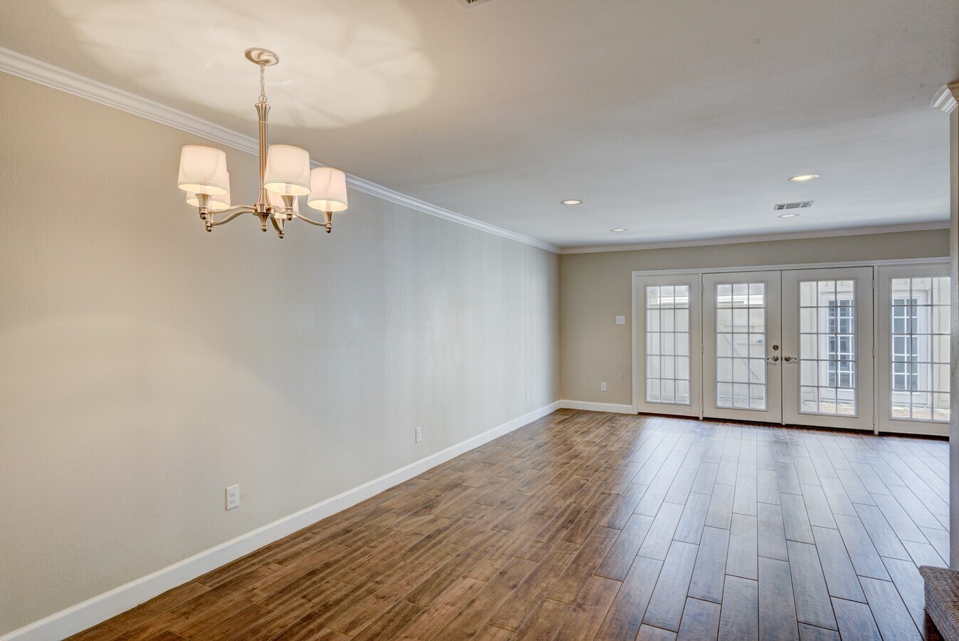 Photo - 5869 Valley Forge Dr Unit 102