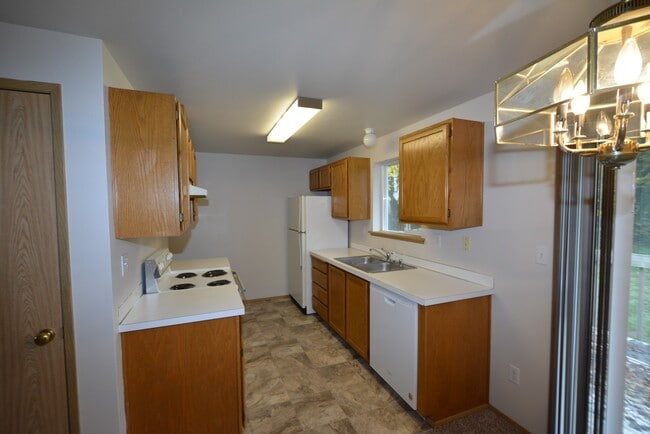 11212 67th Ave Ct E