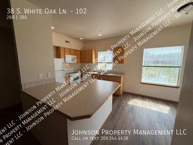 Photo - 38 S White Oak Ln Unit 102