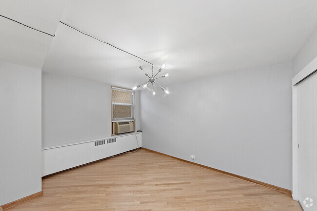 Building Photo - 3950 N Lake Shore Dr Unit 1807B Rental