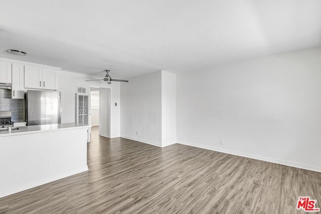 Photo - 1323 11th St Unidad 6