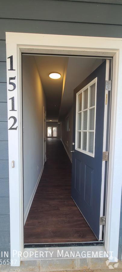 Building Photo - 1512 W Leigh St Rental