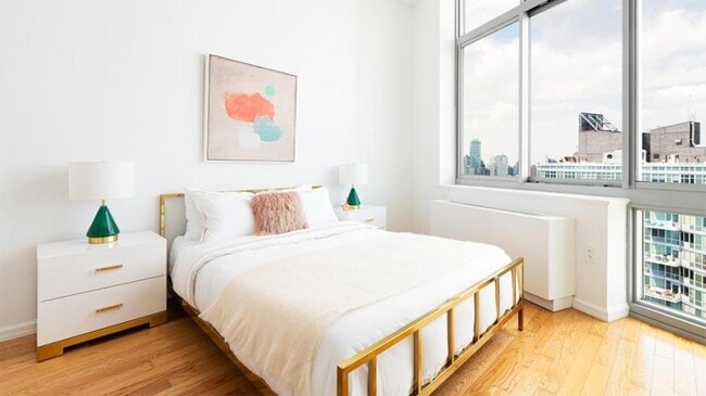 Photo - 1 bedroom in LONG ISLAND CITY NY 11109 Unit 1705