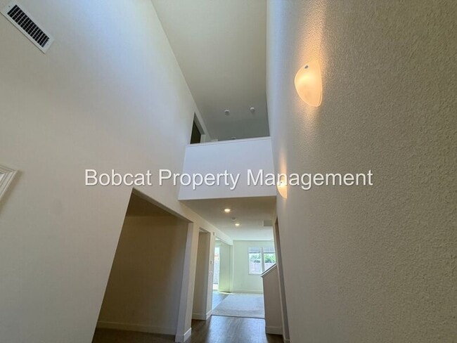 Photo - 1751 Boundary Peak St